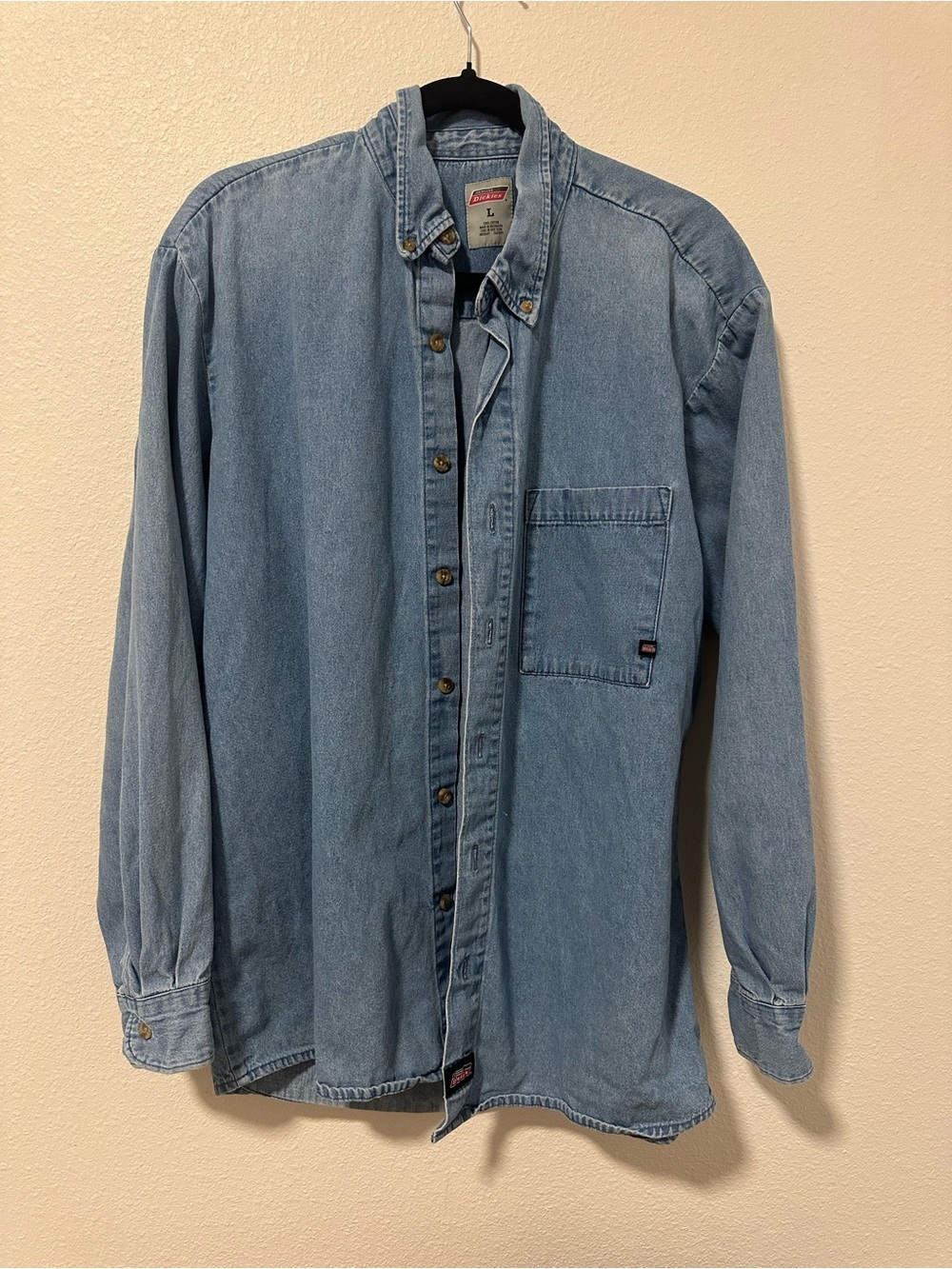 Dickies Men’s Light Wash 100% Cotton Denim Button-Up Shirt
